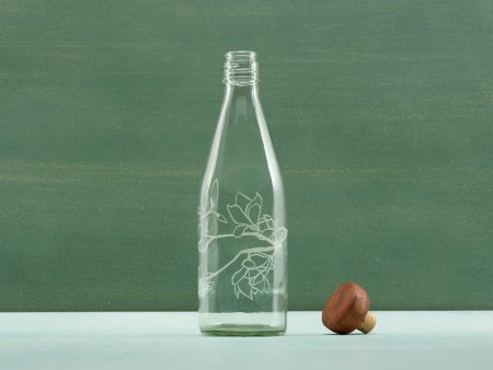 magnolia glass water bottle with wooden stopper Fashion