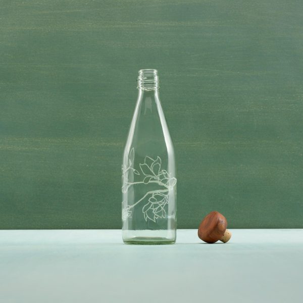 magnolia glass water bottle with wooden stopper Fashion